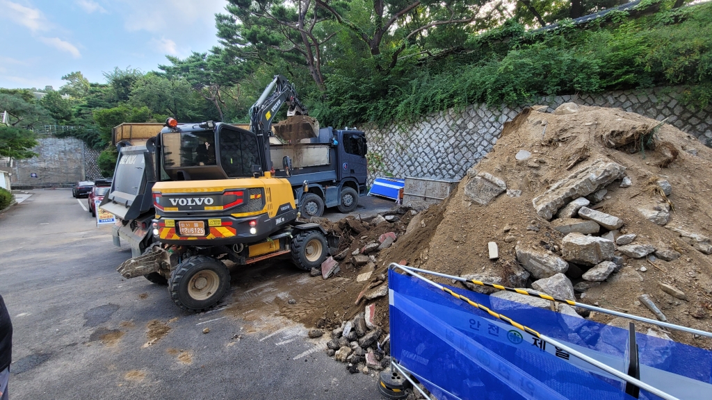 건설 폐기물 수집운반 